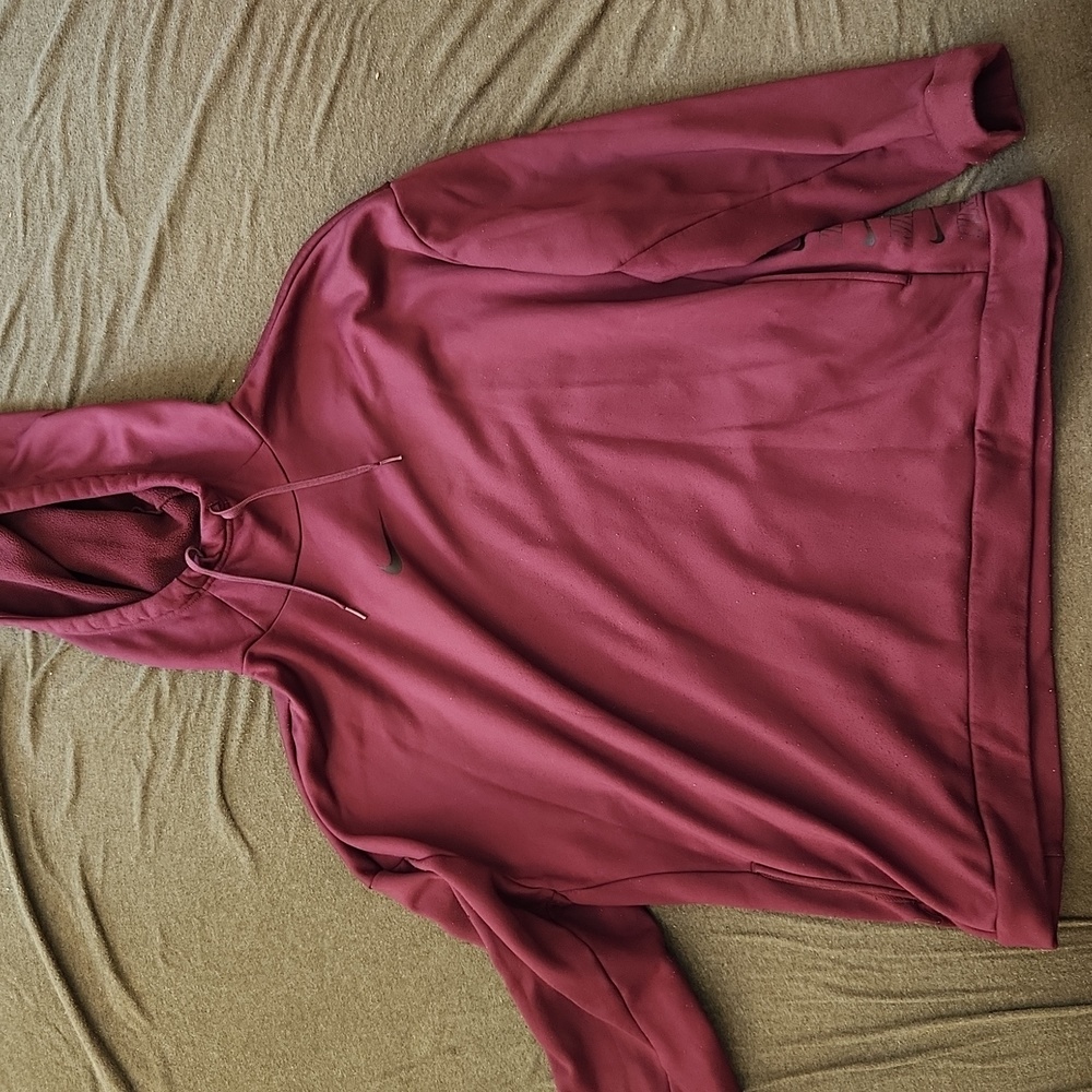 Nike maroon sweatshirt